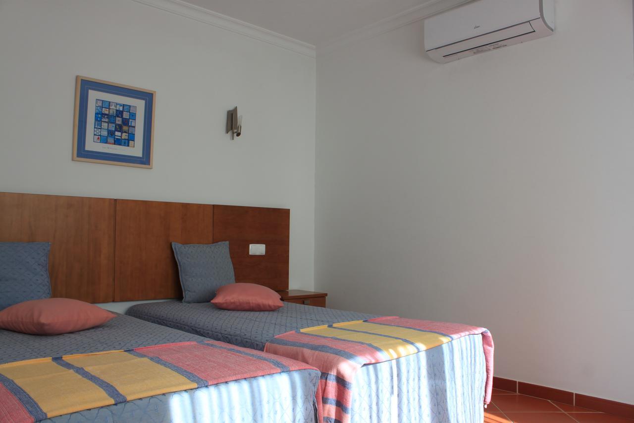 Apartamentos Colina Do Mar Downtown Αλμπουφέιρα Εξωτερικό φωτογραφία